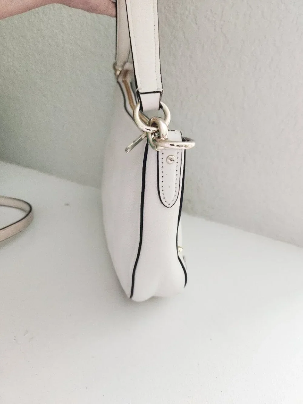 Euc Coach Floral Studded Chalk Leather Crossbody Bag PUrse
